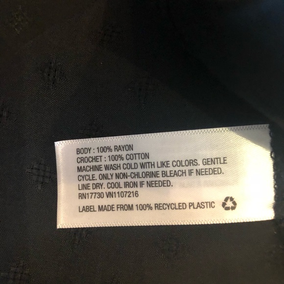 Liz Lange Maternity Black Tank Top - Picture 6 of 6